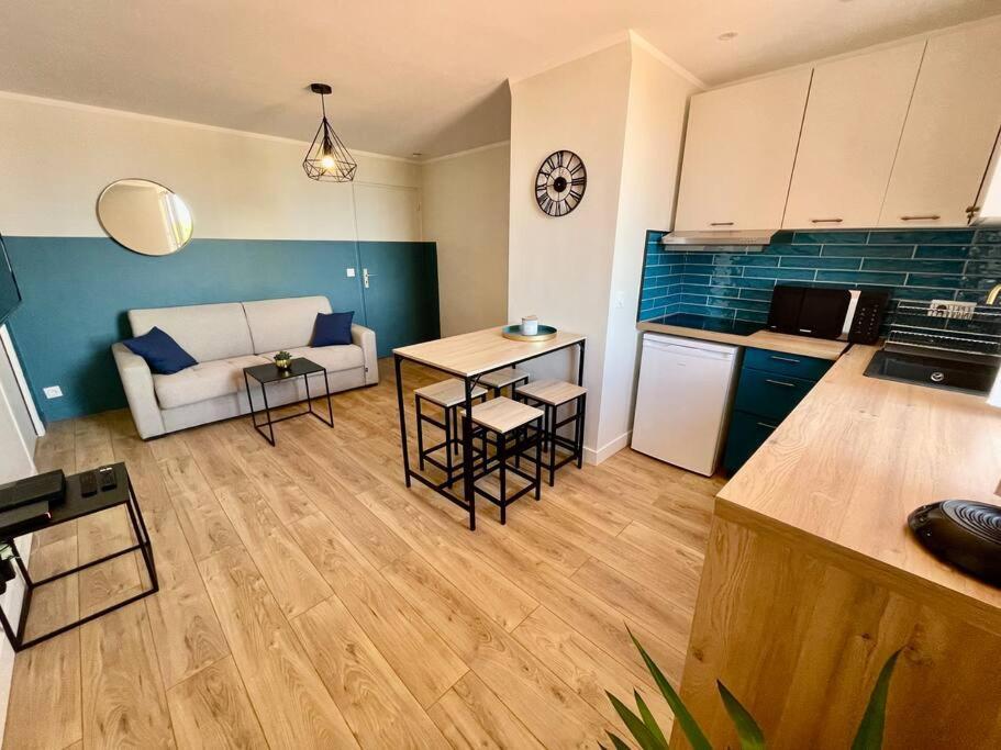 אנטיב Ivs Andreossy Vue Mer Et Montagne Pour 4 מראה חיצוני תמונה